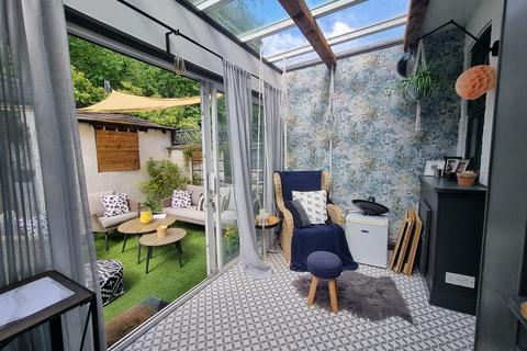 29 Lightburne Avenue, Leigh, WN7 3JG