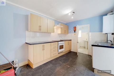 4 Salcombe Road, London, E17 8JH