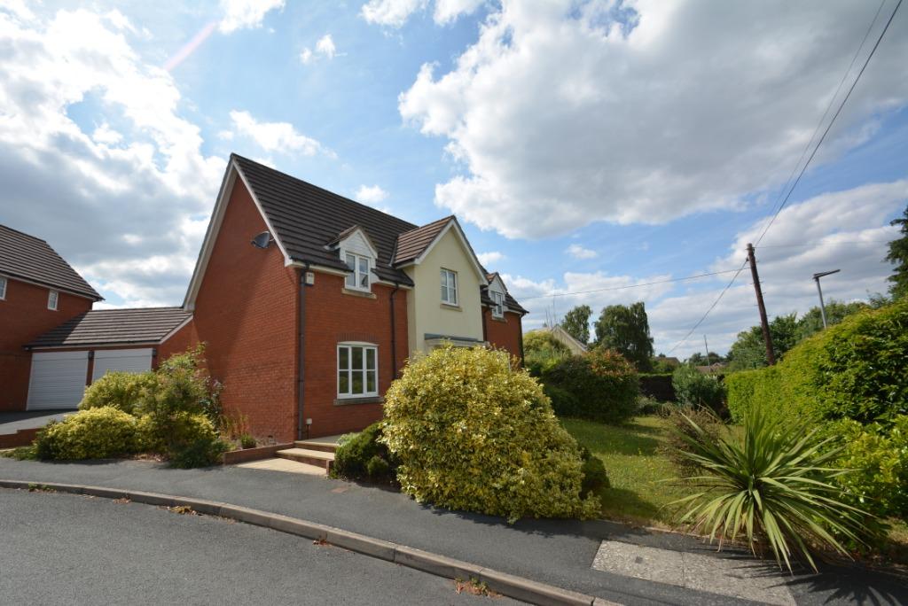 Thoresby Drive, Hereford, HR2 4 bed detached house £350,000