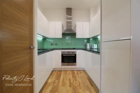 2 bedroom apartment to rent, Stoke Newington High Street, London