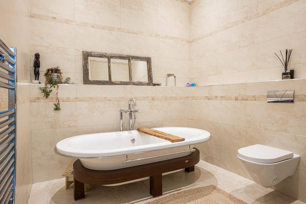 Bed 4 En-Suite