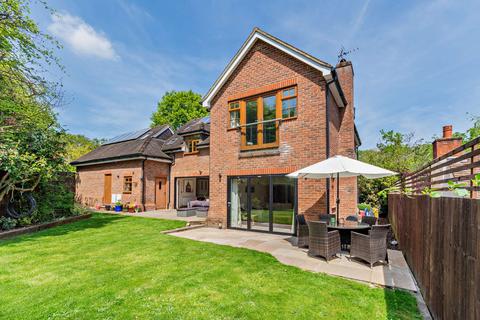 6 bedroom detached house for sale, The Avenue, Farnham Common, SL2