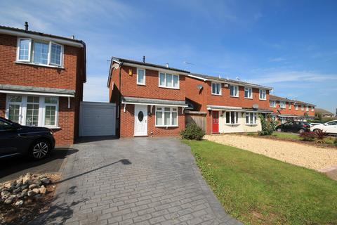 3 bedroom link detached house to rent, Selsey Close, Crewe