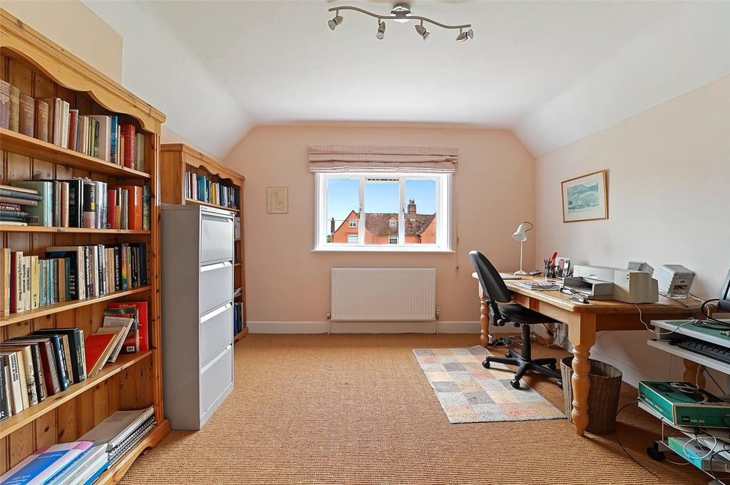 Bedroom/Office