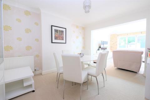 2 Hillview Crescent, Orpington, BR6 0SL
