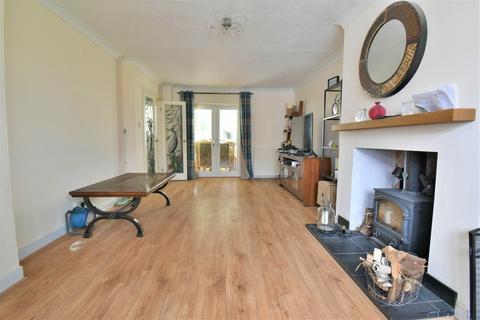 13 Ivanhoe Drive, Ashby-de-la-zouch, LE65 2LT