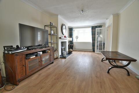 13 Ivanhoe Drive, Ashby-de-la-zouch, LE65 2LT