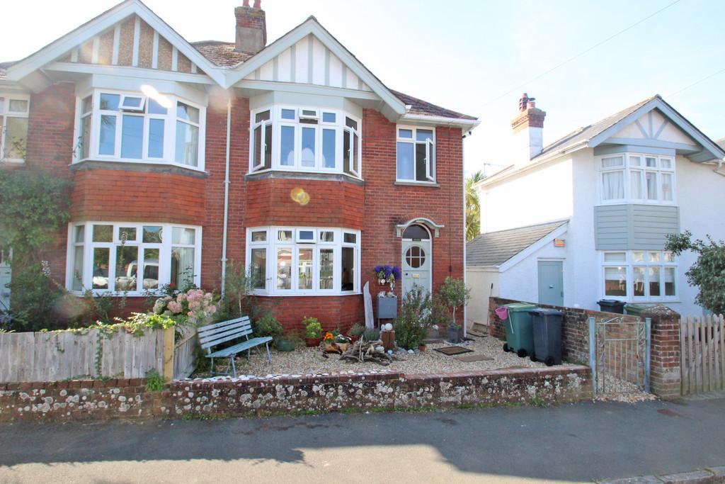 Fairy Road, Seaview 3 bed semidetached house £575,000