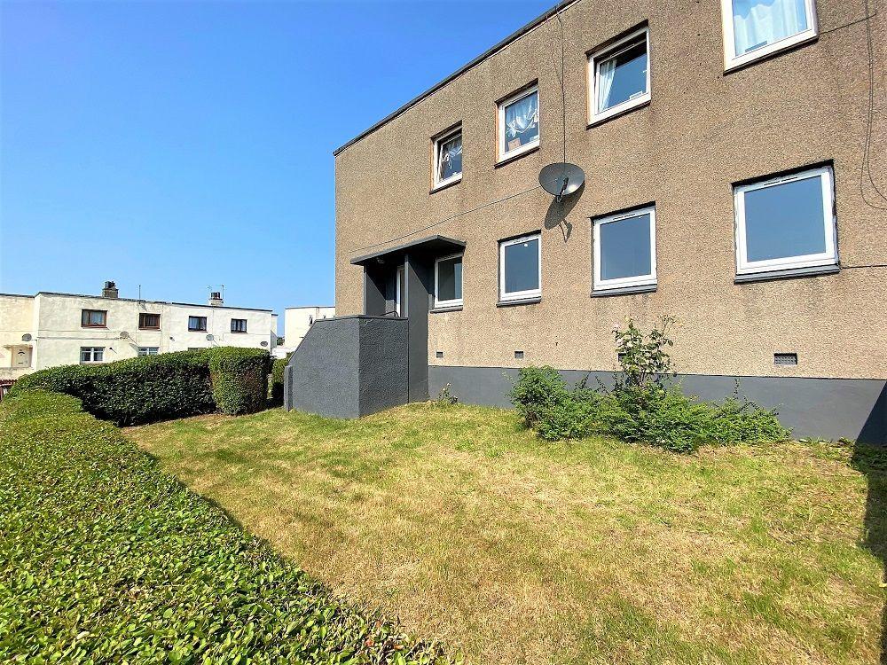 4 Louise Street, Dunfermline 3 bed flat £94,950