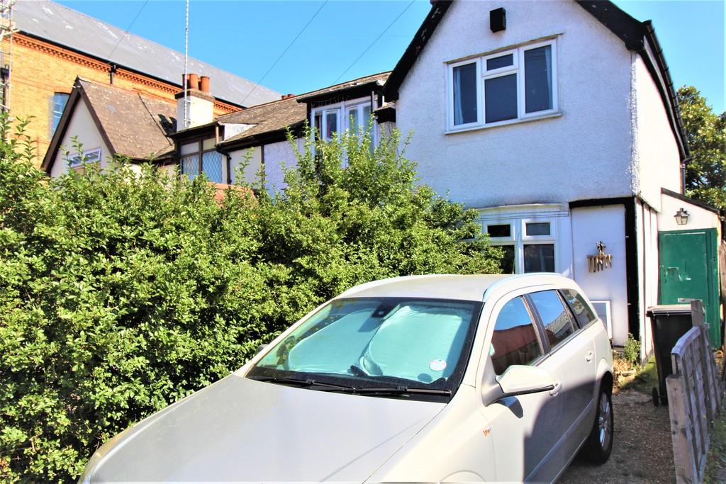 Gloucester Road, Croydon 2 bed end of terrace house £340,000