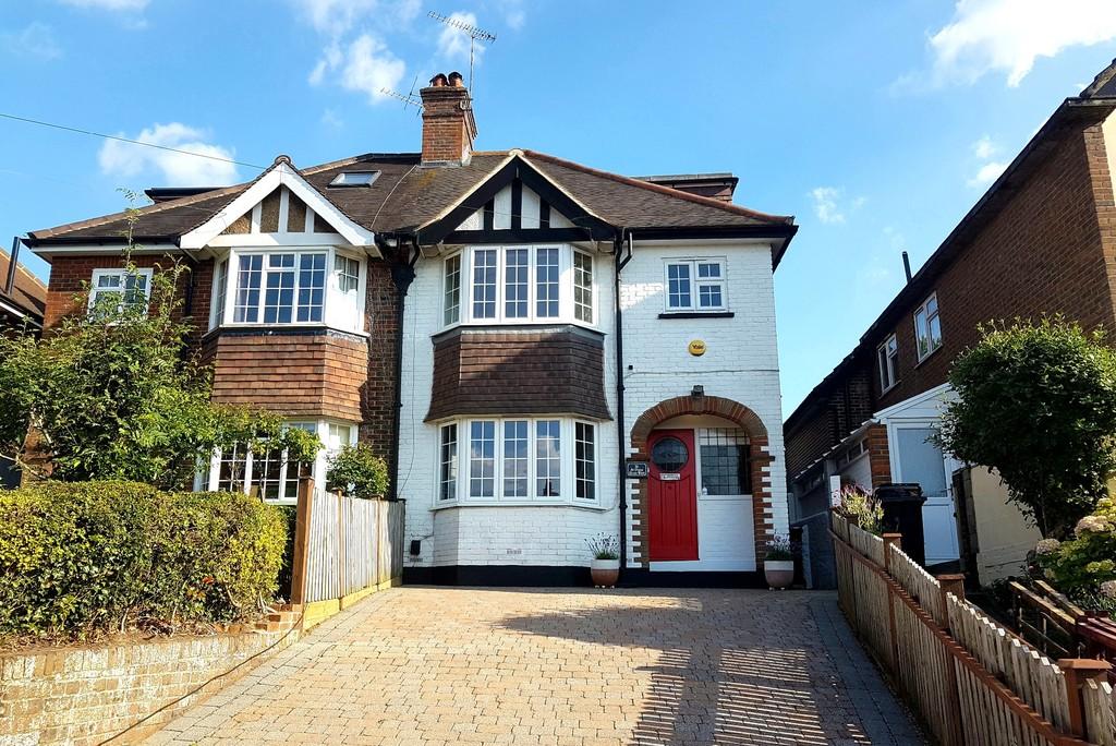 St. Pauls Road West, Dorking 4 bed semidetached house £850,000