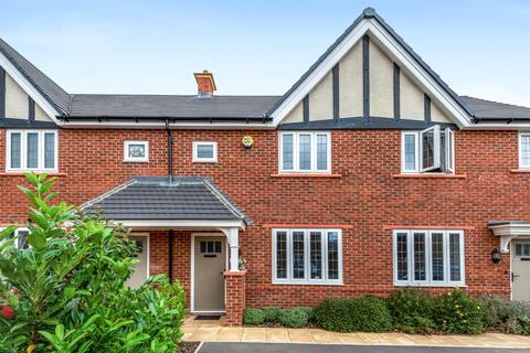 17 Faulkner Place, Brize Norton, Carterton, OX18 1NF