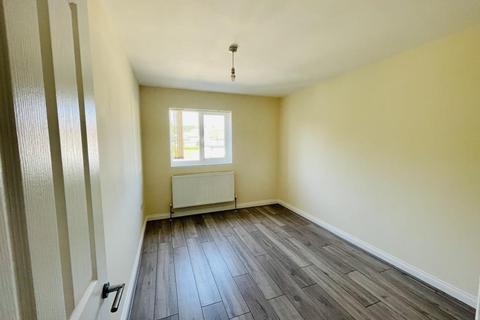 2 bedroom apartment to rent - Mays Lane,  Barnet,  EN5