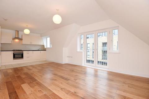 3 bedroom apartment to rent - Mays Lane,  Barnet,  EN5