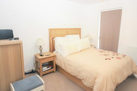 2 bedroom apartment for sale - Alcock Crescent, Crayford, Kent