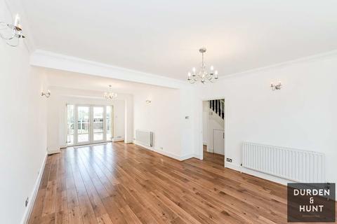 5 bedroom semi-detached house for sale - Beresford Road, Chingford, E4