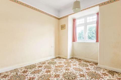 62 Purley Downs Road, South Croydon, CR2 0RA