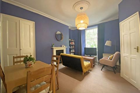 Flat 4, 7 Richmond Road, Exeter, EX4 4JA
