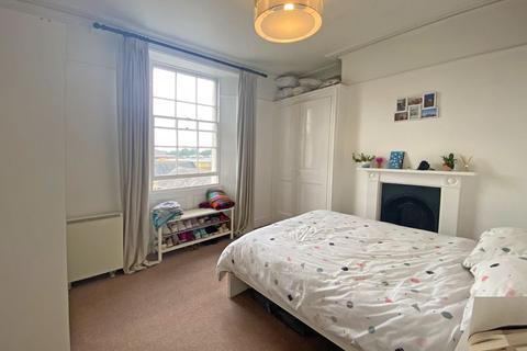 Flat 4, 7 Richmond Road, Exeter, EX4 4JA