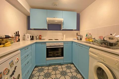 Flat 4, 7 Richmond Road, Exeter, EX4 4JA