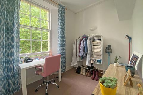 Flat 4, 7 Richmond Road, Exeter, EX4 4JA