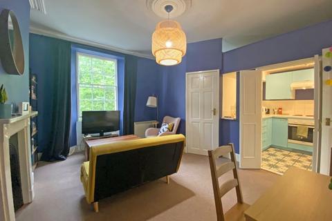 Flat 4, 7 Richmond Road, Exeter, EX4 4JA