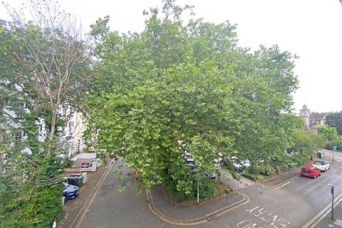 Flat 4, 7 Richmond Road, Exeter, EX4 4JA