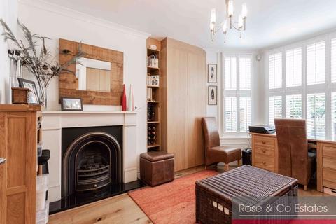 2 bedroom flat to rent, Goldhurst Terrace,South Hampstead London