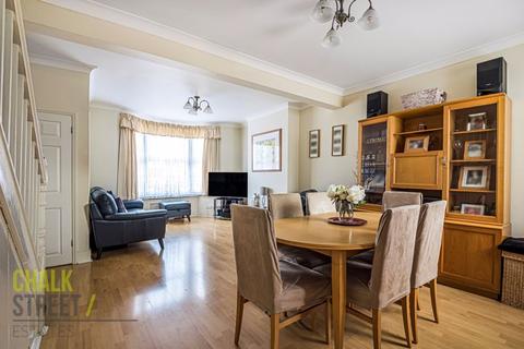 66 Kenneth Road, Romford, RM6 6LP