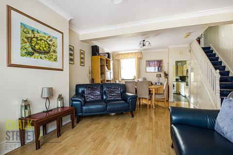 66 Kenneth Road, Romford, RM6 6LP