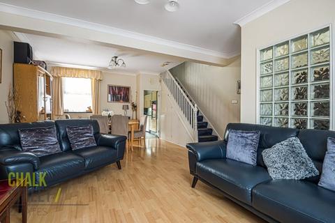 66 Kenneth Road, Romford, RM6 6LP
