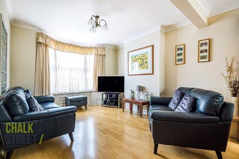 66 Kenneth Road, Romford, RM6 6LP