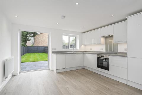 20a Pool Road, West Molesey, KT8 2HE