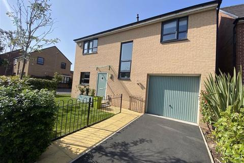 7 Neptune Close, Salford, M7 1AX
