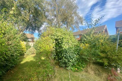 15 Forest Close, Sutton Coldfield, B74 2JY