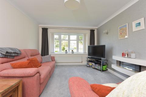 28 Gleneagles Drive, Sutton Coldfield, B75 6UN