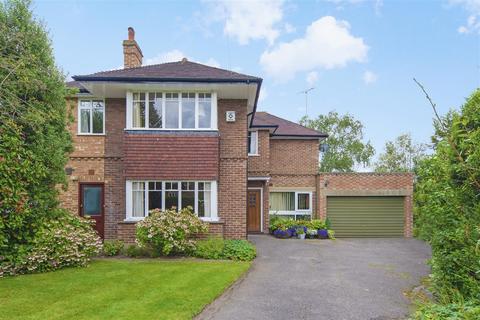 31 Lindisfarne Road, London, SW20 0NW