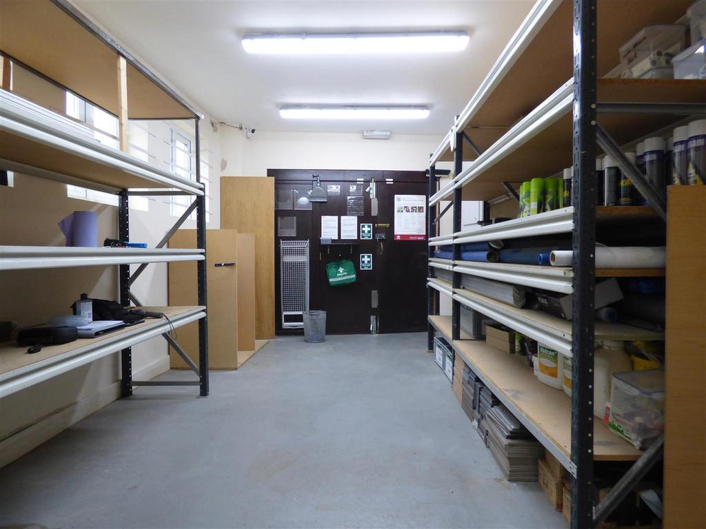 Workshop / Store