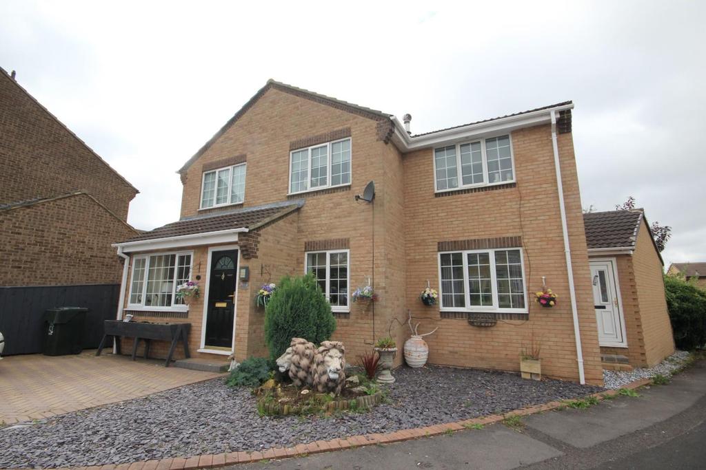 Willowbank, Coulby Newham, Middlesbrough 4 bed detached house £245,000
