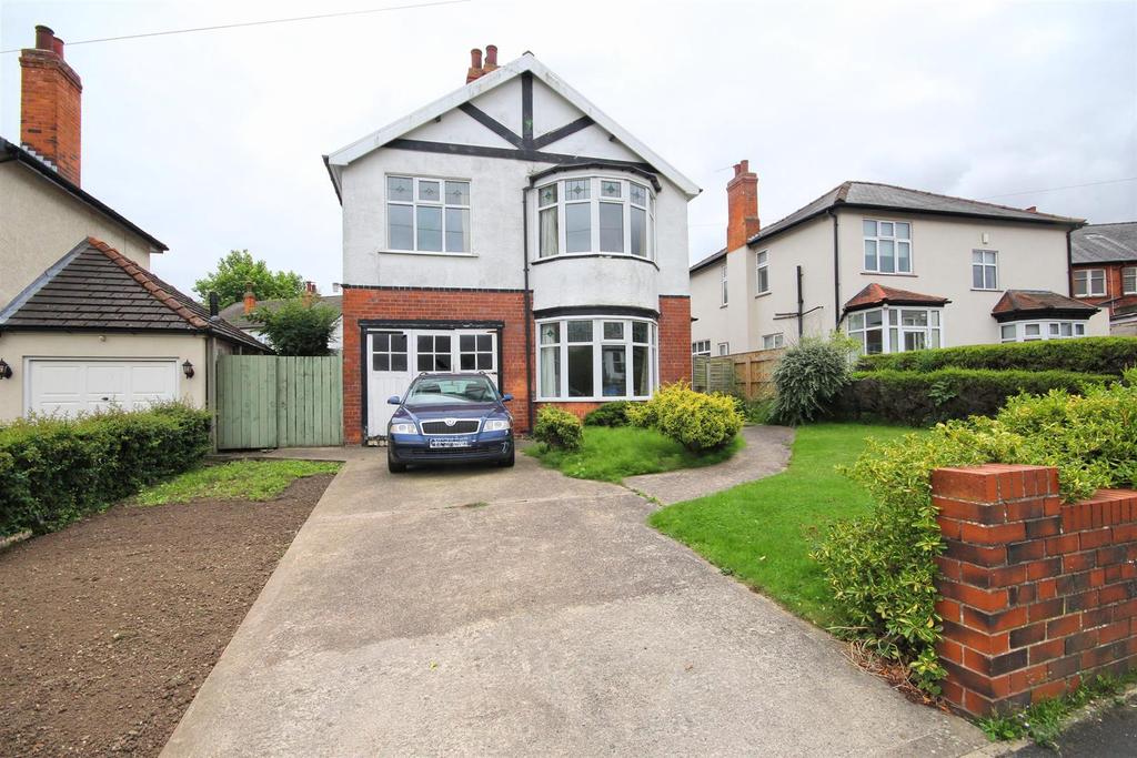 Carr Lane, Willerby, Hull 4 bed detached house £340,000
