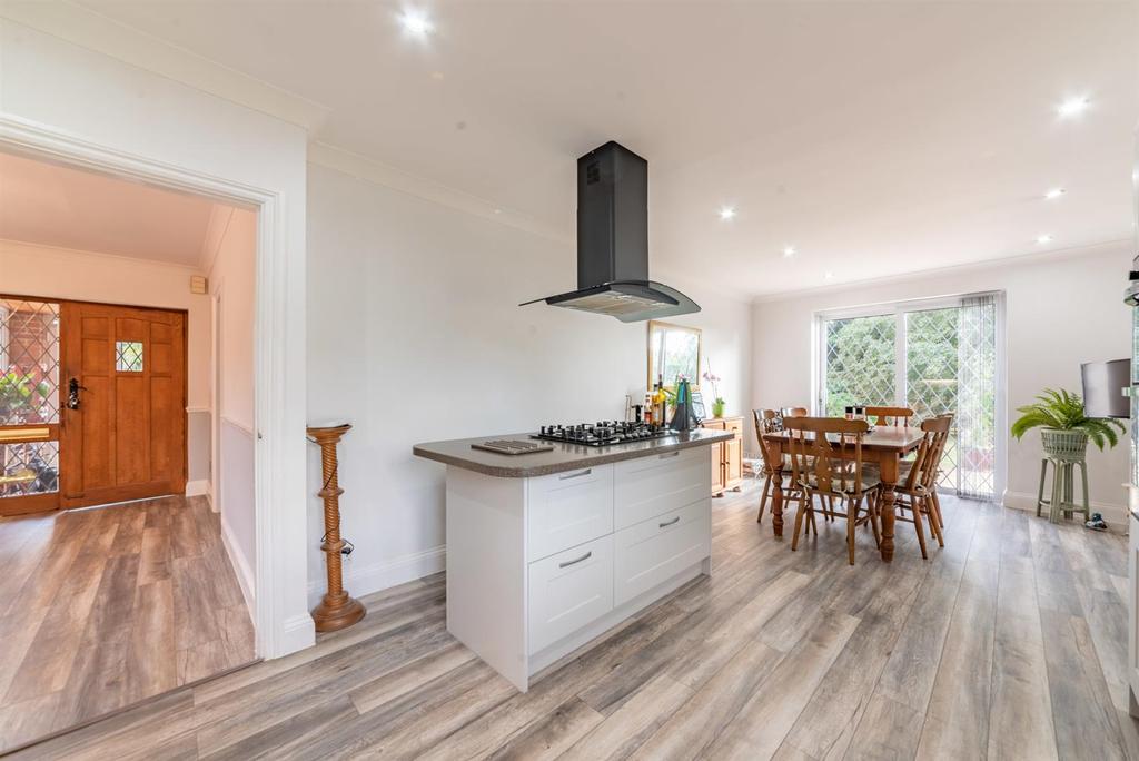 8477978-interior04.jpg