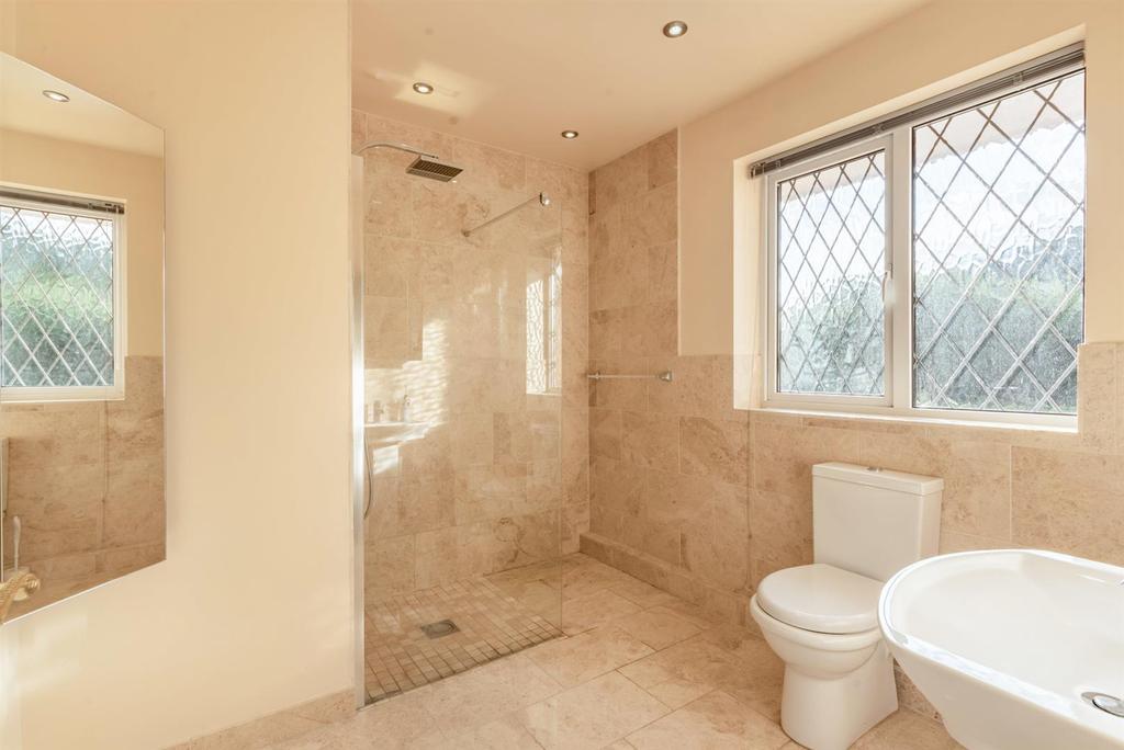 8477978-interior17.jpg