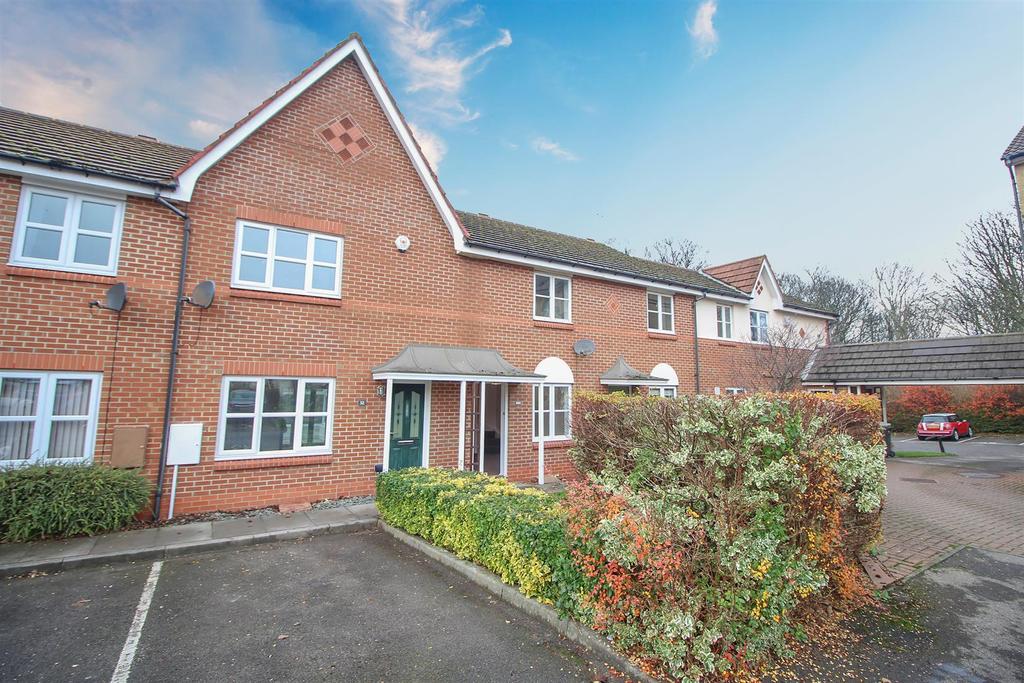 Hazeldene Court, North Shields 2 bed terraced house £675 pcm (£156 pw)