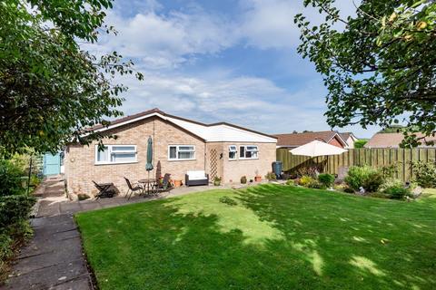 35 Holcombe Drive, Llandrindod Wells, LD1 6DN