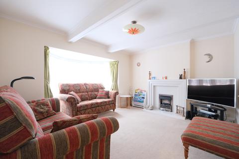 39 Green Road, Hall Green, Birmingham, B28 8DA