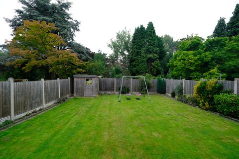 39 Green Road, Hall Green, Birmingham, B28 8DA