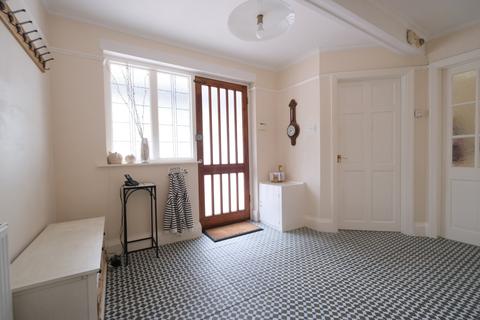39 Green Road, Hall Green, Birmingham, B28 8DA