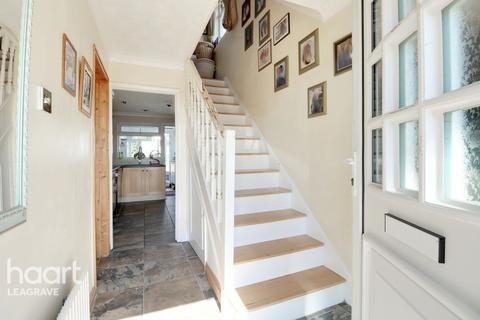 100 Grampian Way, Luton, LU3 3HE