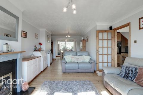 100 Grampian Way, Luton, LU3 3HE