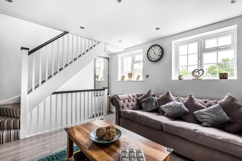 22 Ullswater Close, Bromley, BR1 4JF